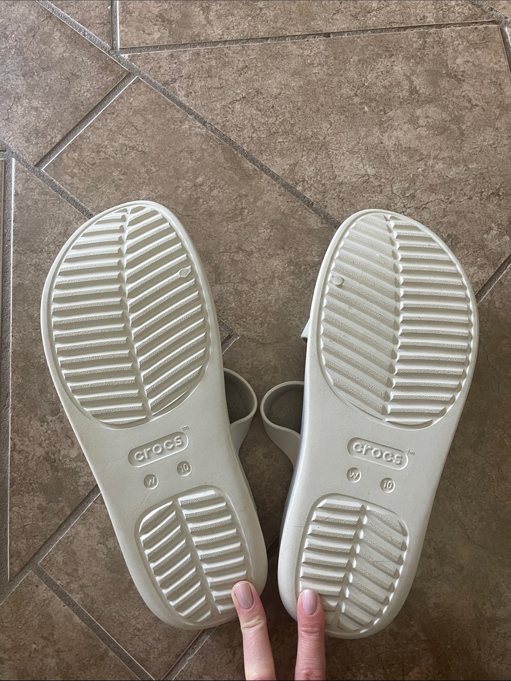 Getaway Strappy Croc Sandals: grayish beige with a pearl finish. - Picture 4 of 5